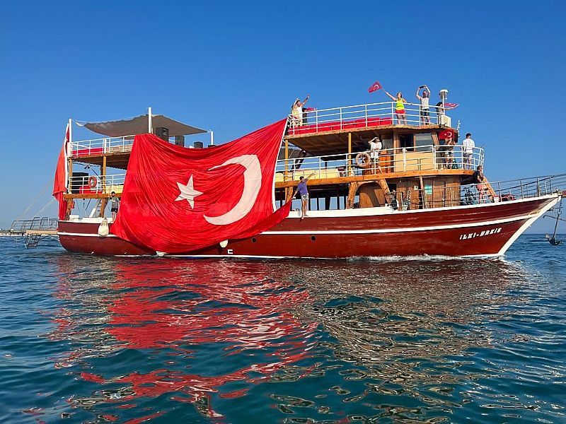 DAİLY BOAT TRİP